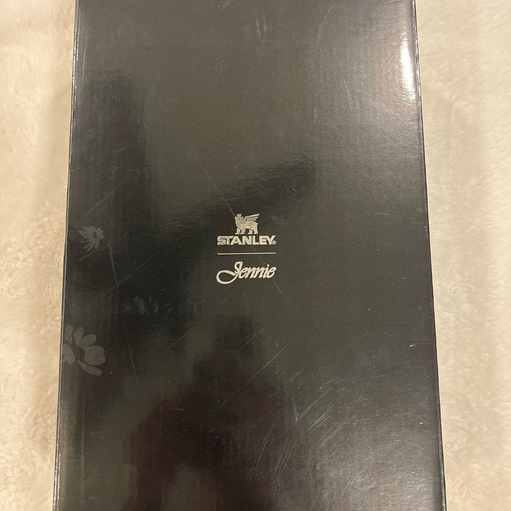 STANLEY Blackpink Jennie Ruby Collab Midnight QUENCHER LUXE TUMBLER 30 OZ Cup - Picture 5 of 6